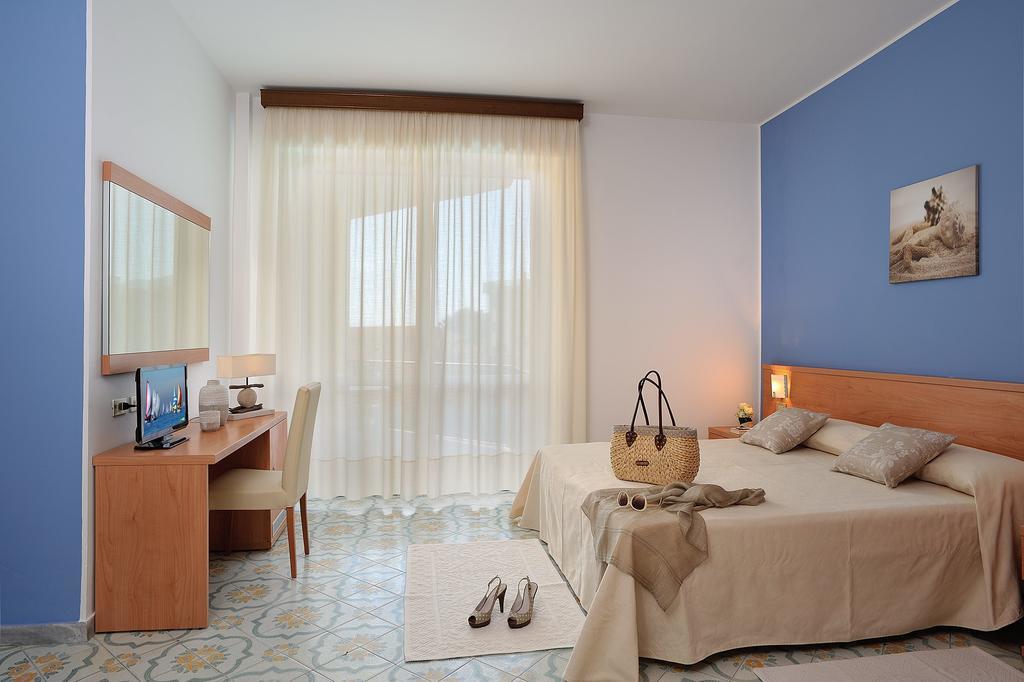 Raffy Family & Bike Hotel Ντιάνο Μαρίνα Δωμάτιο φωτογραφία